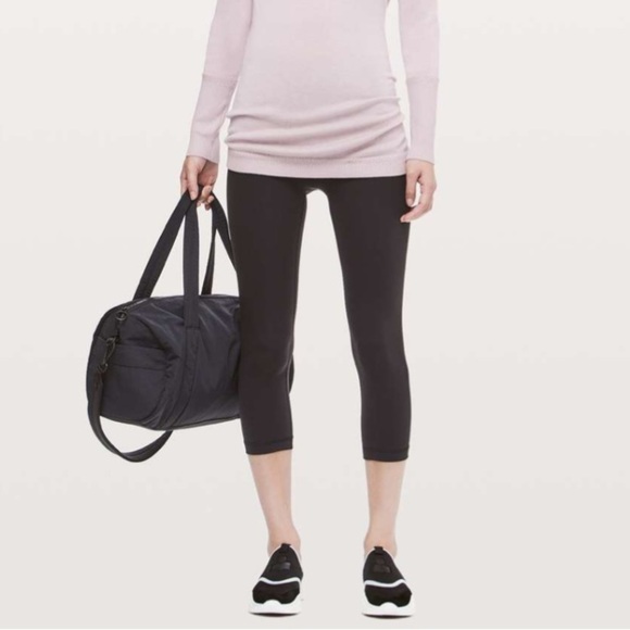 Lululemon Wunder Under Black Crop (Hi-Rise) *Full-On Luxtreme 21" Leggings - Picture 2 of 12